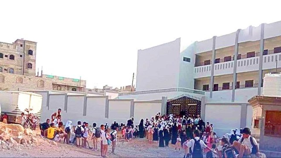 فتحي بن لزرق يحرض المعلمين على استئناف الإضراب احتجاجًا على تأخر الرواتب