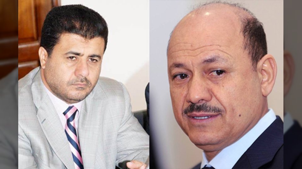 رئيس مجلس القيادة رشاد العليمي يعزي الشيخ أحمد صالح العيسي برحيل المناضل أديب العيسي