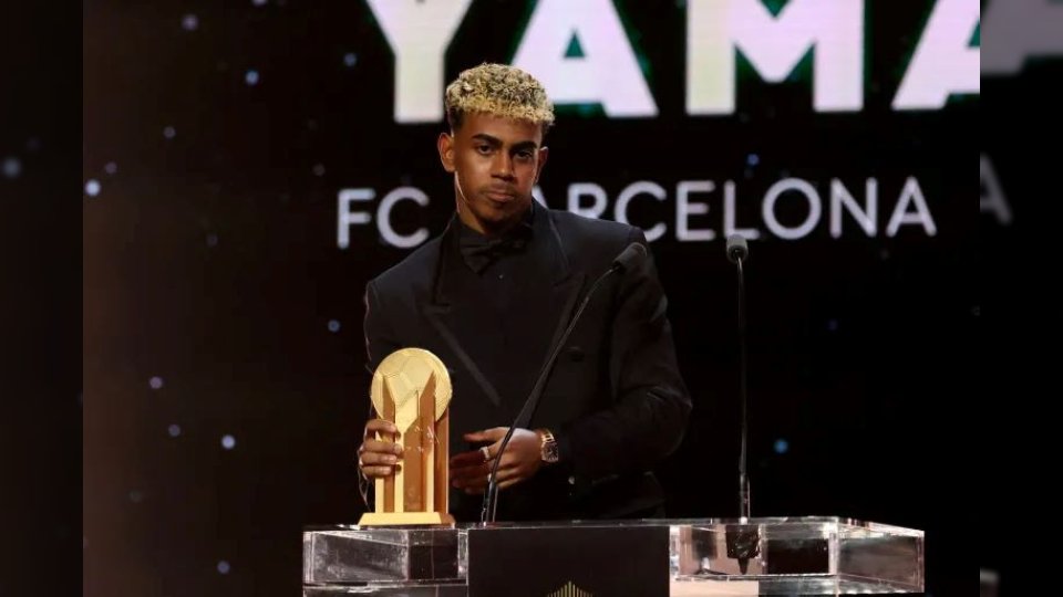 حفل الكرة الذهبية 2025 يشهد تتويج لامين جمال وهانا هامبتون والذكاء الاصطناعي يتنبأ بفوز ديمبيلي