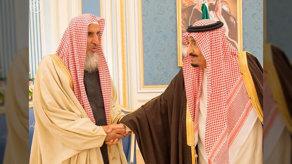 الملك سلمان يصدر أول توجيه ملكي بعد وفاة مفتي السعودية الشيخ عبدالعزيز آل الشيخ