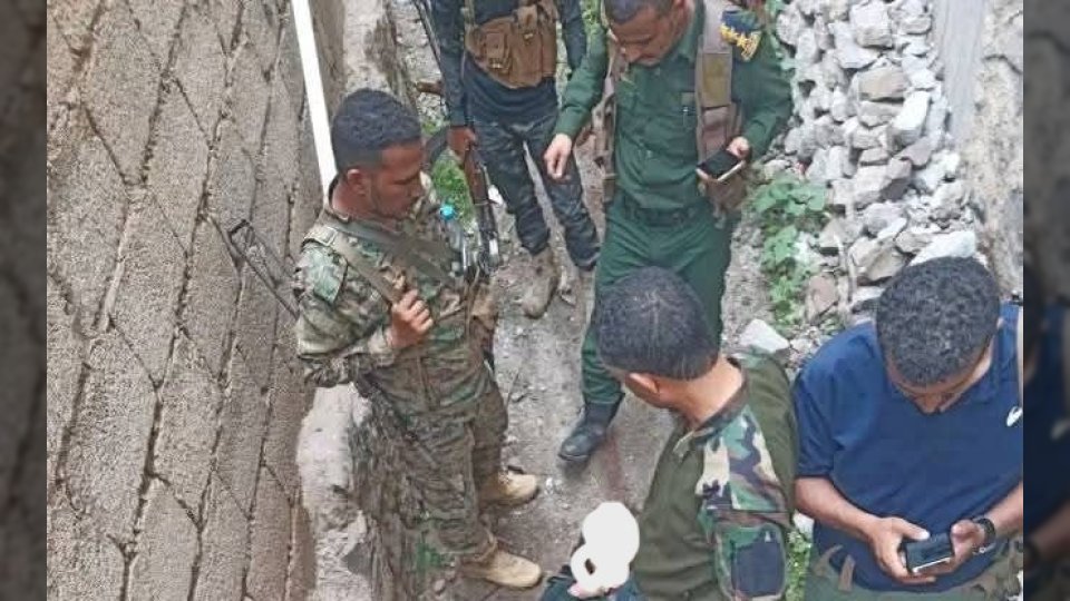 بالصورة.. الحملة الأمنية في تعز تشتبك مع مطلوبين وتقضي على محمد الباسق المتهم بقتل افتهان المشهري