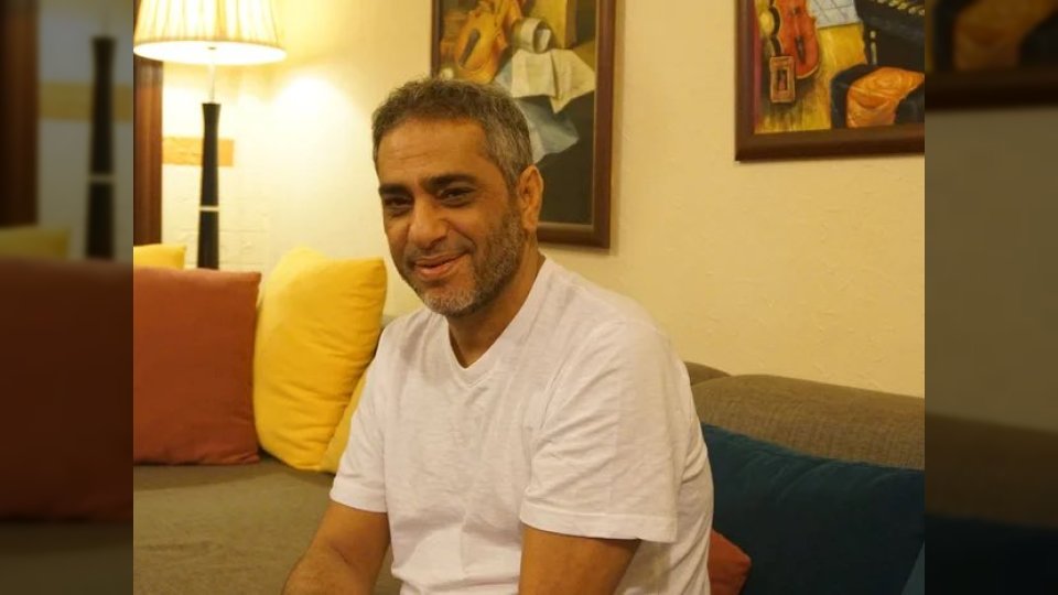 أول تعليق من نجله محمد.. فضل شاكر يسلم نفسه للاستخبارات اللبنانية