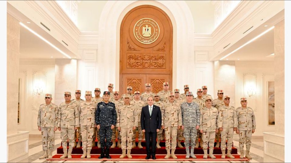 السيسي يترأس اجتماعًا استراتيجيًا في ذكرى انتصارات 6 أكتوبر.. تفاصيل الزيارة التاريخية للنصب التذكاري