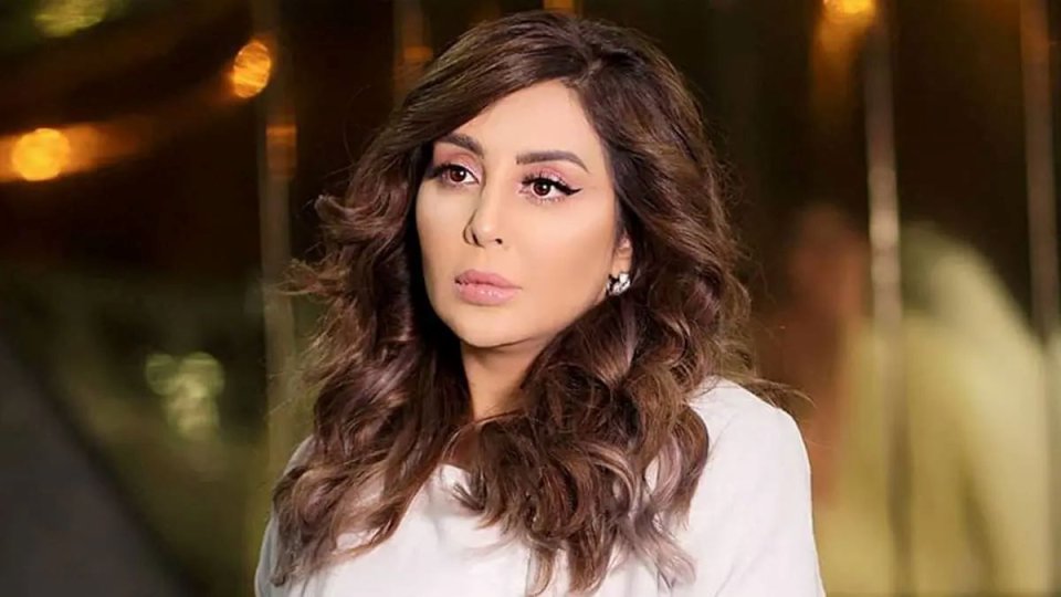 أنقذت طفلَيها والعاملتين المرافقتين.. شيماء علي تكشف تفاصيل حادث سير مروع تعرضت له في الكويت