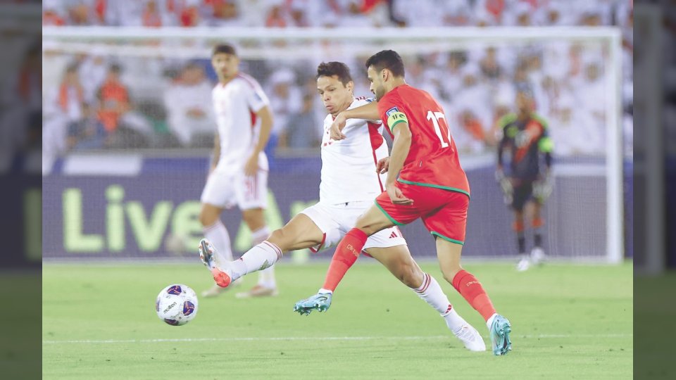 الإمارات تخطف فوزًا صعبًا أمام عُمان في تصفيات كأس العالم 2026