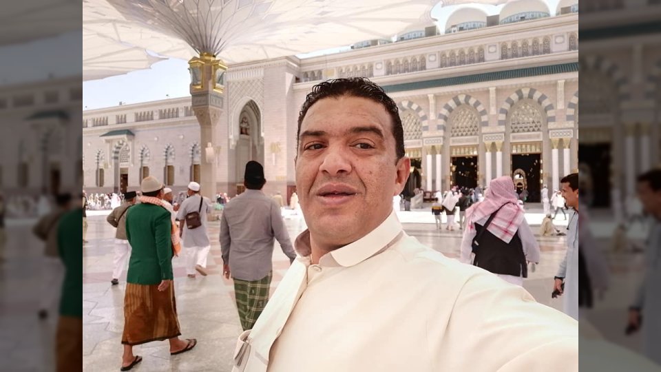 تفاصيل مأساوية عاشها الفنان اليمني علي عنبة قبل وفاته في القاهرة