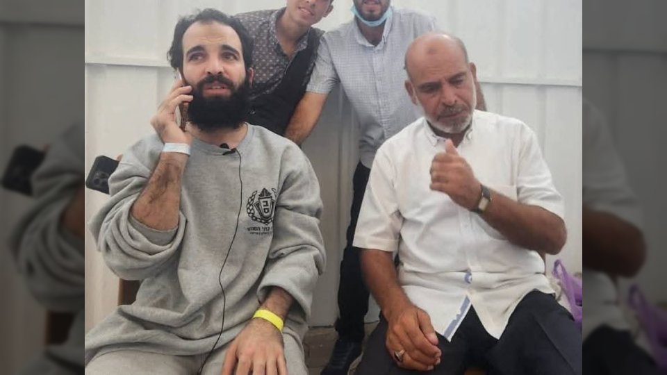 ناجي الجعفراوي يروي تفاصيل محنته في سجون الاحتلال بعد استشهاد شقيقه الصحفي صالح
