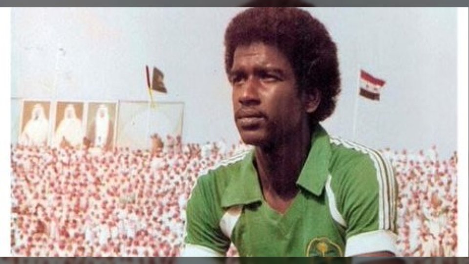 كم مرة فاز ماجد عبدالله بجائزة أفضل لاعب في اسيا
