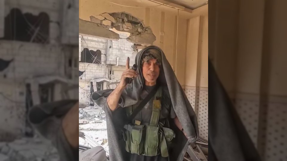 الجيش الإسرائيلي ينشر صورة جديدة للشهيد يحيى السنوار بعد عام على استشهاده