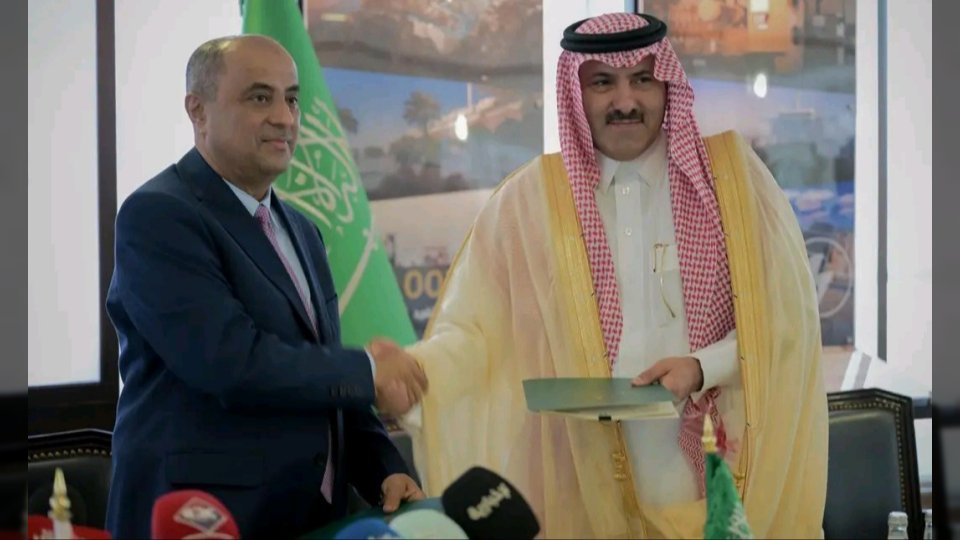 البرنامج السعودي يوقع اتفاقيات تنموية مع الحكومة اليمنية لدعم الاستقرار الاقتصادي