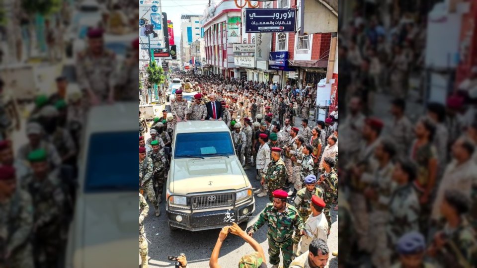 عرض عسكري مهيب في تعز بحضور وزير الدفاع محسن الداعري