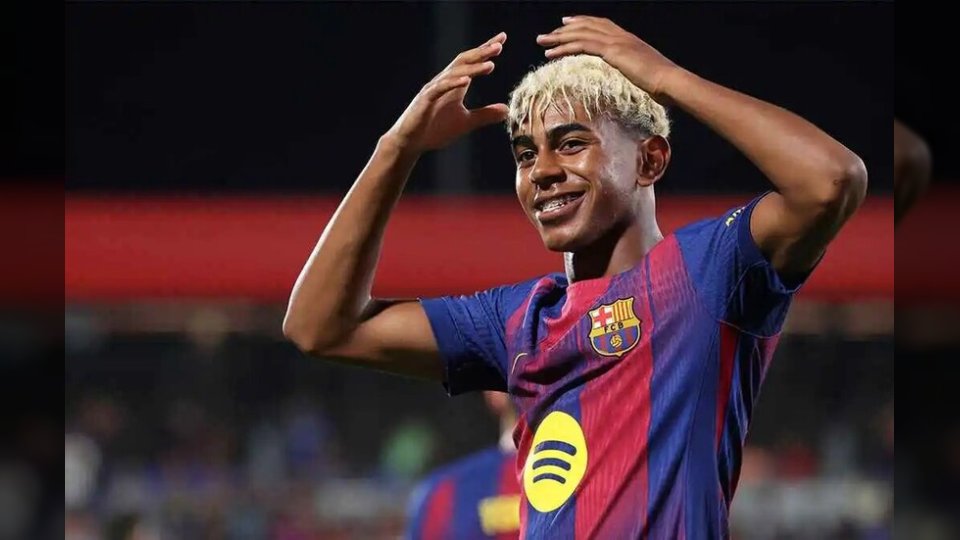 استبدلها بآنا غيغنوسو الإيطالية.. لامين يامال ينهي علاقته بنيكي نيكول ويكشف التفاصيل الكاملة