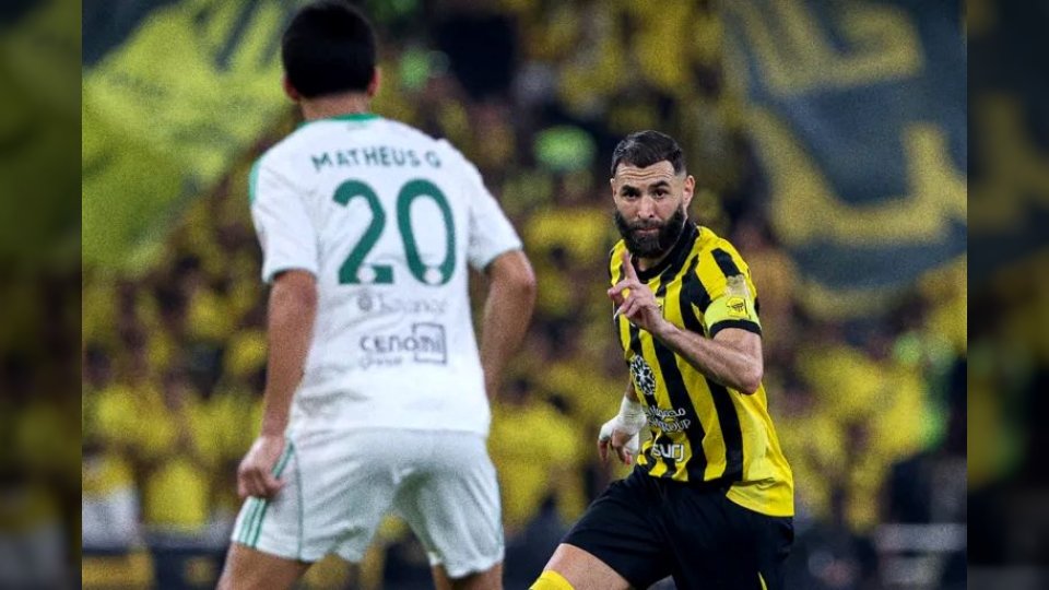 ملخص ونتيجة قمة دوري روشن السعودي بين الاتحاد والأهلي
