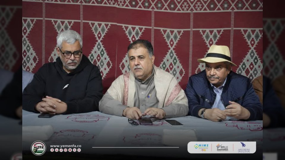 الشيخ أحمد العيسي يزور معسكر منتخب اليمن تحت 23 عاماً بالقاهرة ويحثه على التألق في كأس الخليج