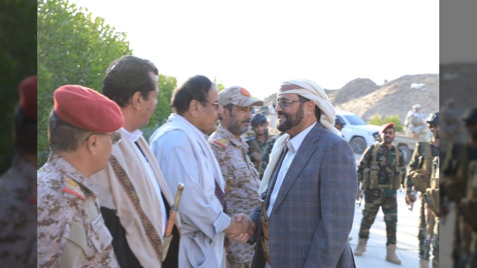 اللواء سلطان العرادة يعود إلى مأرب بعد غياب مطول