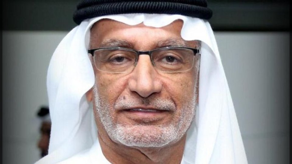 مطالبة إماراتية بتنحي رشاد العليمي تفجر موجة غضب يمنية وسعودية واسعة