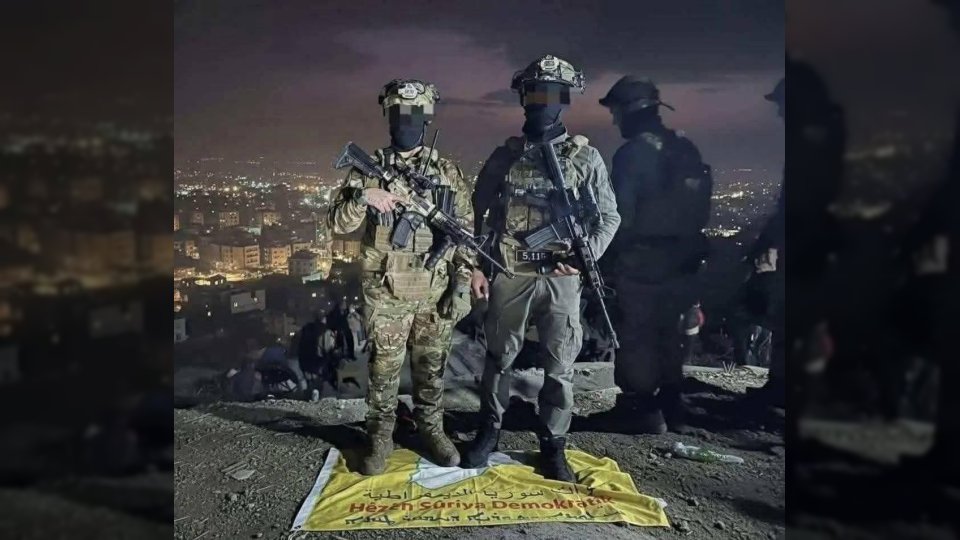 بعد اشتباكات عنيفة في حلب.. الجيش السوري يتقدم داخل حيي الأشرفية والشيخ مقصود