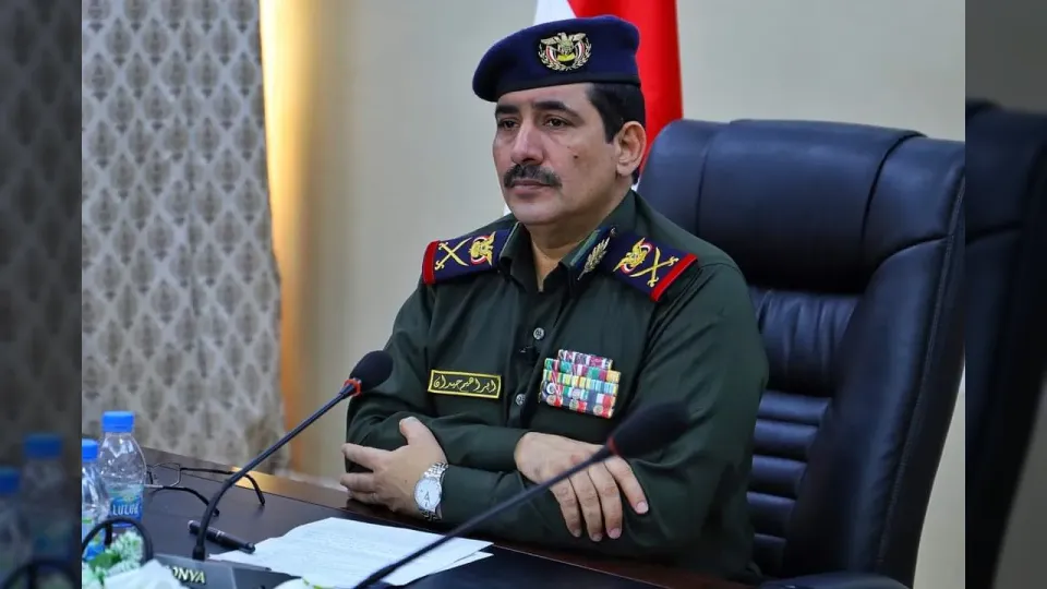 اغتيال حمدي شكري والسجون السرية.. وزير الداخلية اليمني يكشف تفاصيل مثيرة حول فوضى عدن