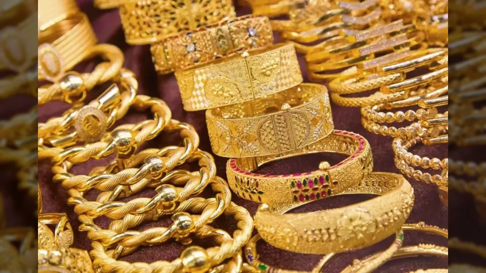 انهيار أسعار الذهب في السعودية.. تراجع حاد يضرب عيار 21 والأسواق المحلية اليوم الجمعة