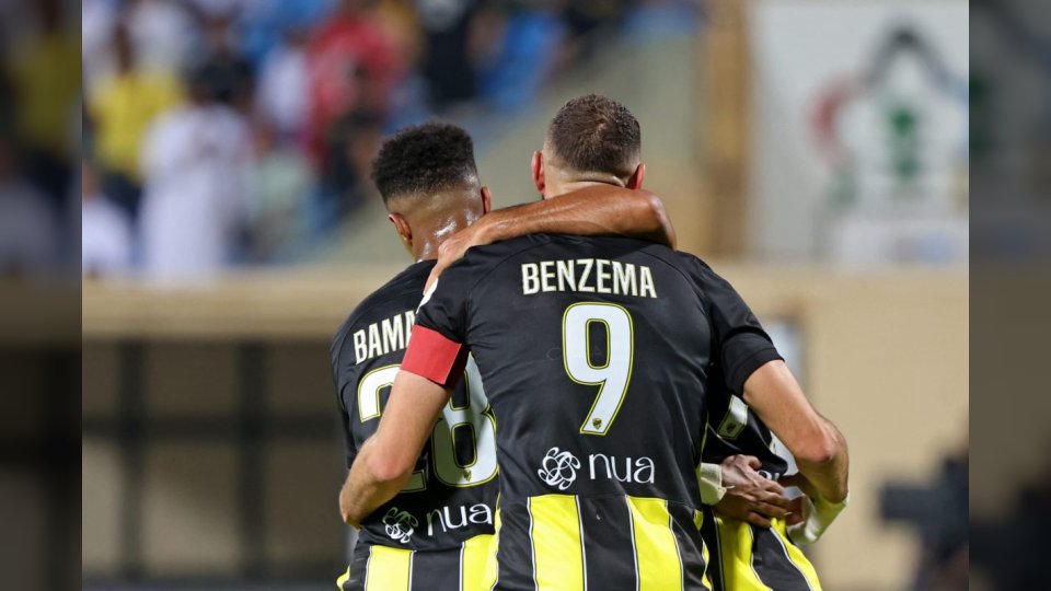 صفقة بنزيما.. إنزاجي يرفض كشف أوراق الهلال قبل مواجهة الأهلي