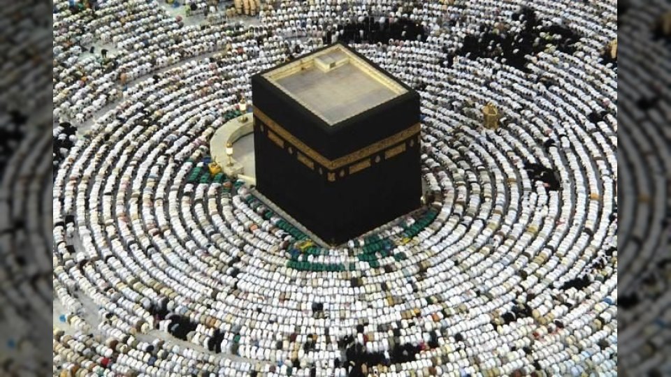 توقيت صلاة التراويح في المدن السعودية وأسماء أئمة الحرمين لليلة الثانية من رمضان