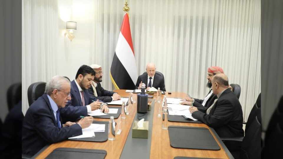 الرئاسي اليمني يحذر من إفشال حوار الجنوب ويهدد برد حازم على استهداف مؤسسات الدولة