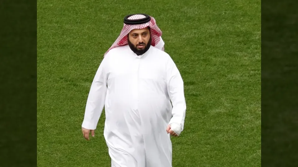 الجائزة مليون و500 ألف.. تحذير من مسابقة وهمية تنتحل صفة تركي آل الشيخ