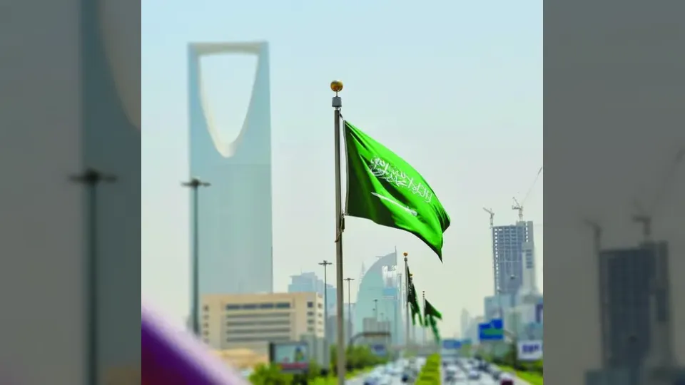 سلسلة انفجارات تهز الرياض ومدن خليجية وسط تصعيد إقليمي واسع