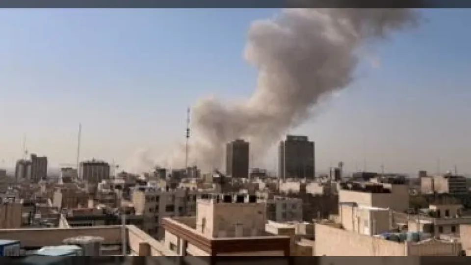 إيران تشن "أعنف هجوم" بالصواريخ والمسيّرات على دبي وقواعد أمريكية وصفارات الإنذار تدوي في الأردن