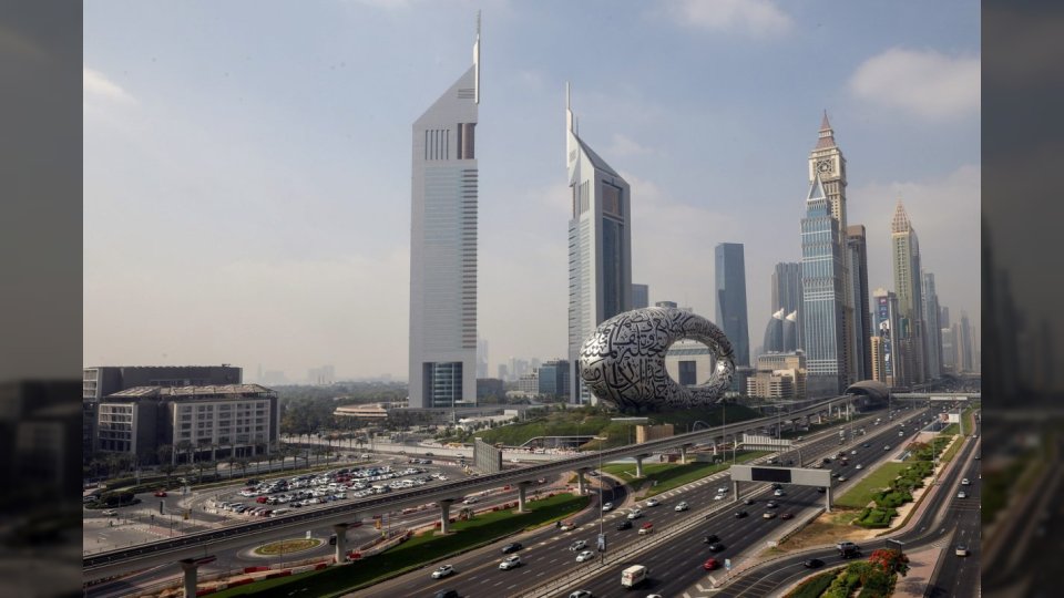 وكالة أنباء إيرانية تحدد 5 أهداف حيوية في الإمارات كأهداف "مشروعة"