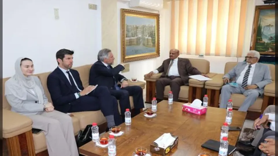 سفير الاتحاد الأوروبي في عدن: ندعم البنك المركزي اليمني «بلا توقف»