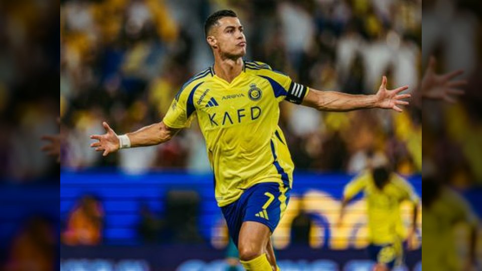 النصر يواجه ضمك في ليلة الحسم.. موعد مباراة التتويج بلقب دوري روشن والقنوات الناقلة