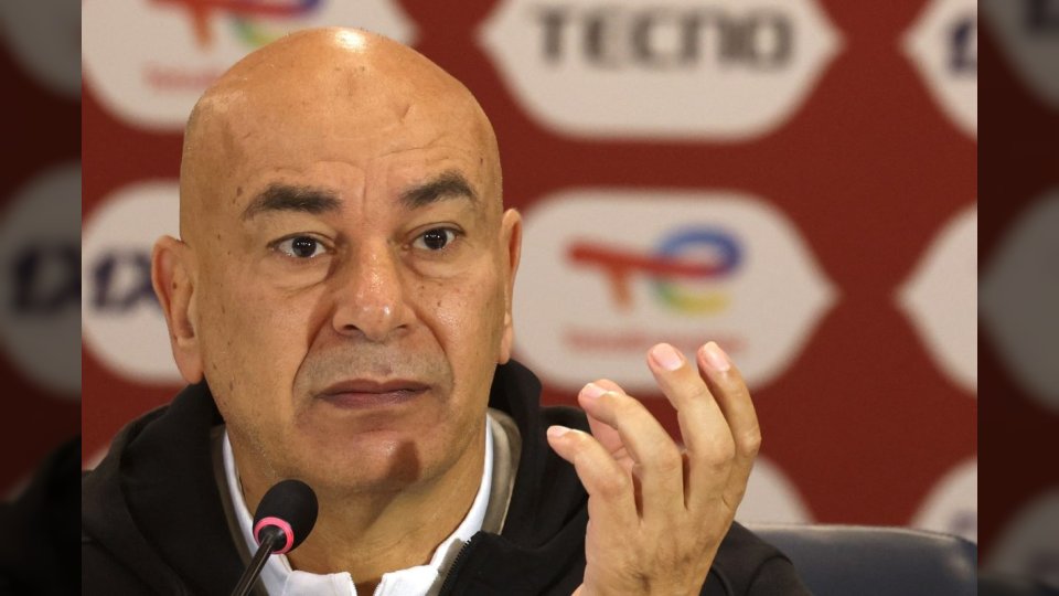 عقد حسام حسن الجديد مع منتخب مصر وموعد التجديد الرسمي