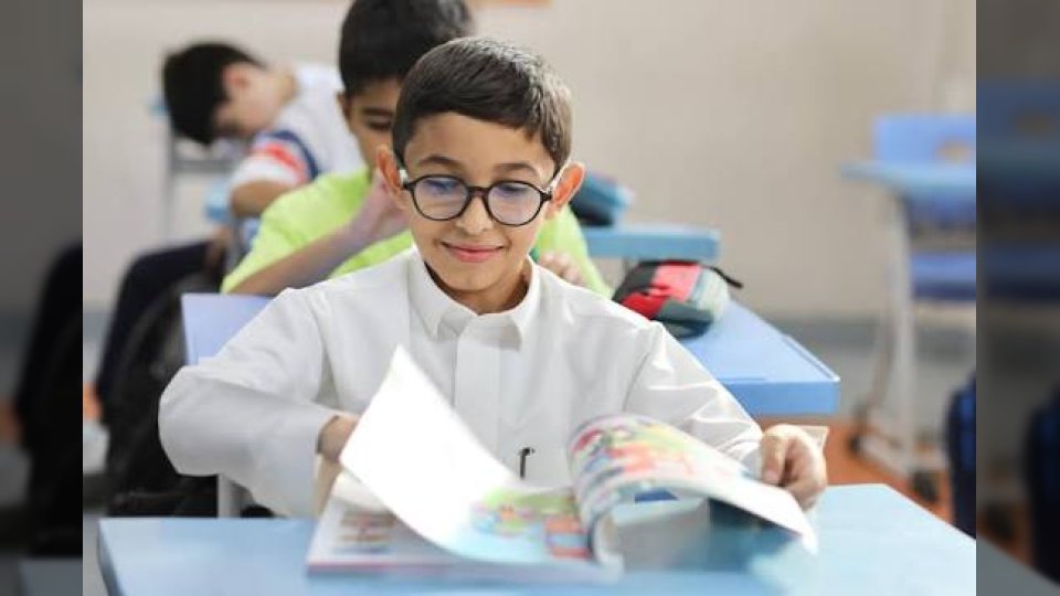 غرامة 50 ألف ريال وحرمان من العمل.. تفاصيل نظام التعليم الجديد في السعودية