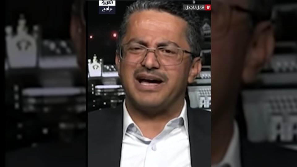 علي البخيتي يبكي مرتين على «العربية» ويكشف ما طلبه من المذيع نايف الأحمري