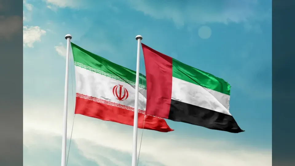 الإمارات توقف التعاملات المالية والتجارية مع إيران.. الأسباب والتفاصيل بعد التصعيد الأخير