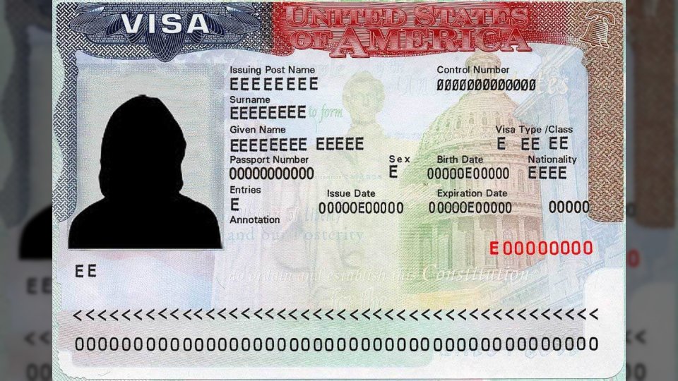 تعليق مواعيد التأشيرات الأمريكية حول العالم: ما حقيقة التوقف وما مصير المقابلات المحددة؟