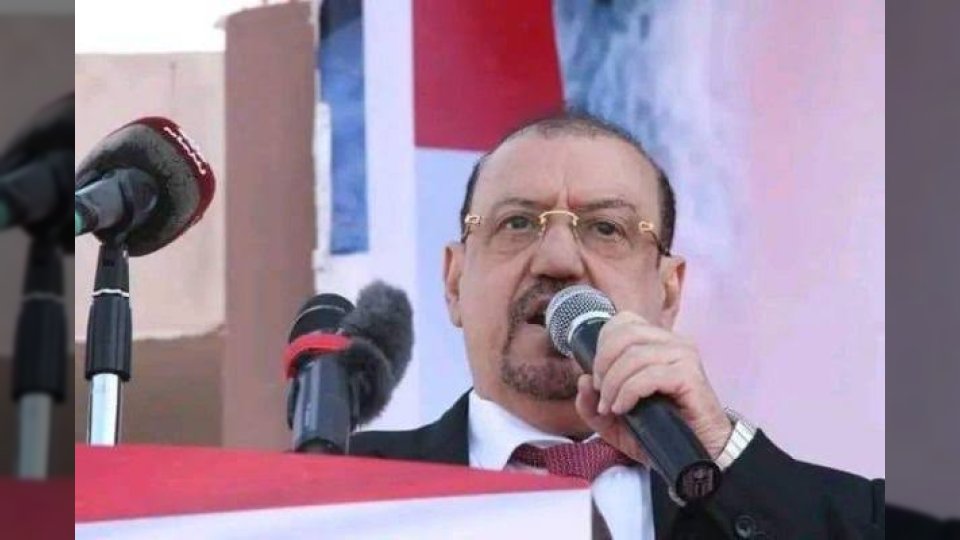البركاني يهاجم معمر الإرياني ويصف تحركاته بـ "انتحال صفة" لشق صف المؤتمر الشعبي