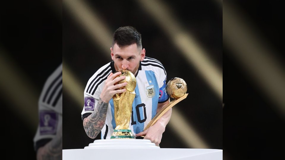 ليونيل ميسي يعلن اعتزاله اللعب الدولي مع منتخب الأرجنتين رسمياً